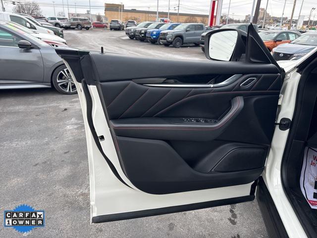 Photo of 2021 Bianco Maserati Levante