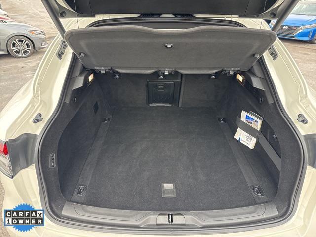 Photo of 2021 Bianco Maserati Levante