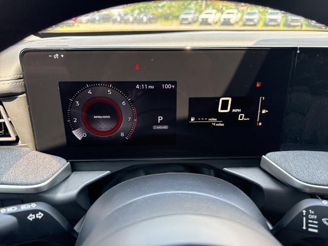 Photo of 2025 Gun Metallic/Super Black Nissan Kicks
