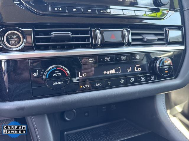 Photo of 2024 Pearl White Tricoat Nissan Pathfinder