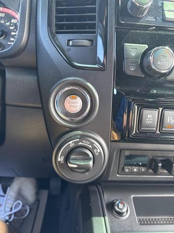 Photo of 2024 Glacier White Nissan Titan