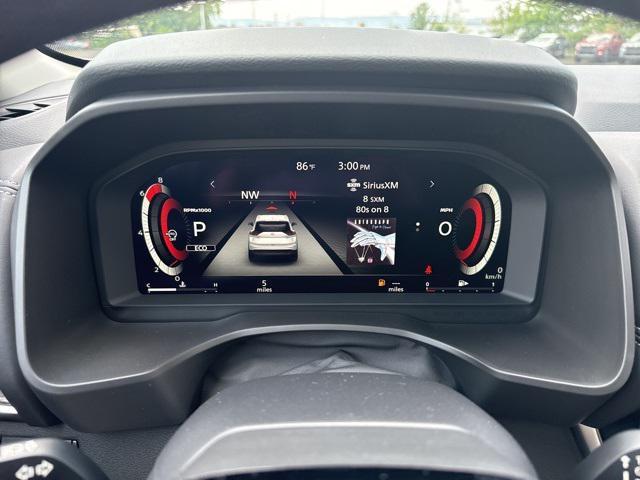 Photo of 2025 Everest White Pearl Nissan Rogue