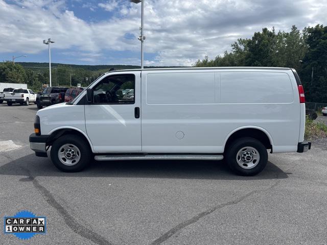 Photo of 2024 Summit White GMC Savana 2500