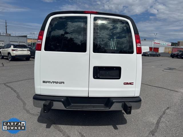 Photo of 2024 Summit White GMC Savana 2500