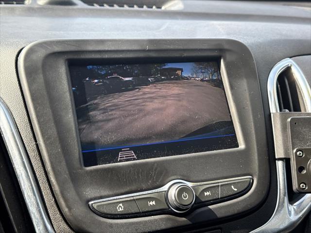 Photo of 2020 Summit White Chevrolet Equinox
