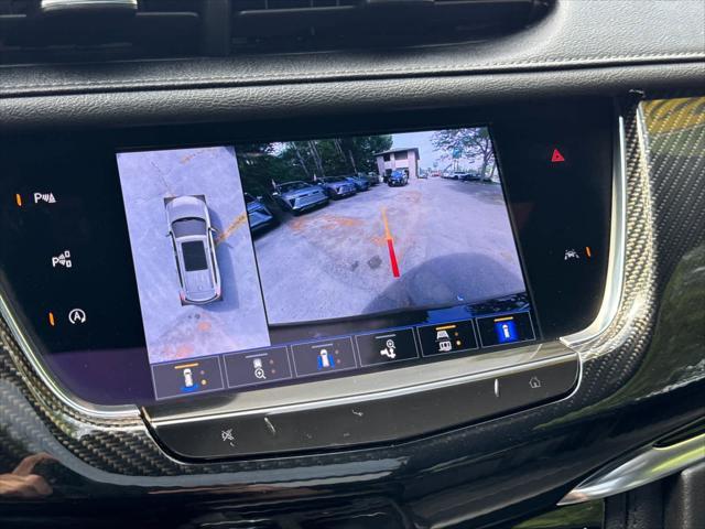 Photo of 2023 Stellar Black Metallic Cadillac XT6