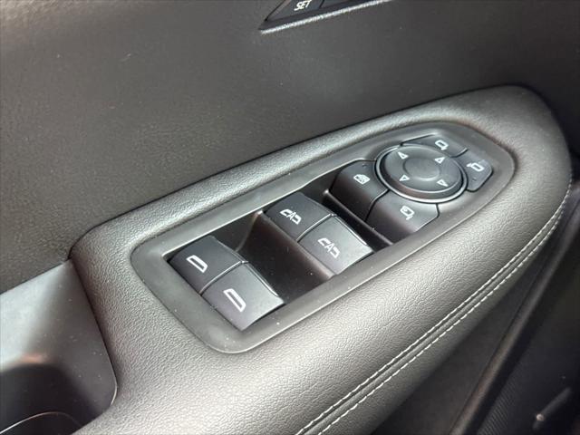 Photo of 2023 Stellar Black Metallic Cadillac XT6