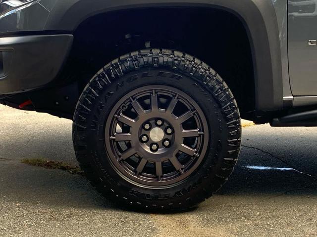 Photo of 2021 Satin Steel Metallic Chevrolet Colorado