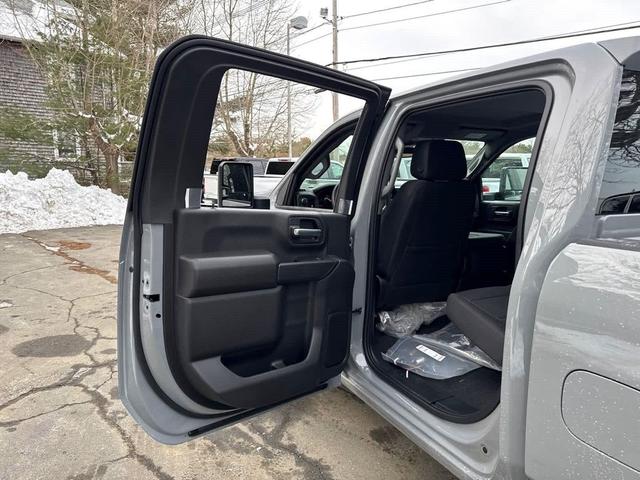 Photo of 2025 Slate Gray Metallic Chevrolet Silverado 2500
