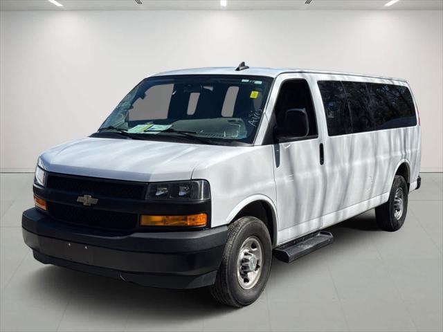 2022 Chevrolet Express 3500