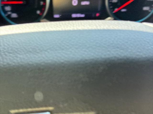 Photo of 2022 Northsky Blue Metallic Chevrolet Traverse