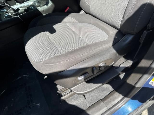 Photo of 2022 Northsky Blue Metallic Chevrolet Traverse