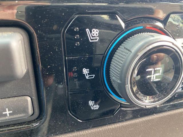 Photo of 2022 Northsky Blue Metallic Chevrolet Silverado 1500
