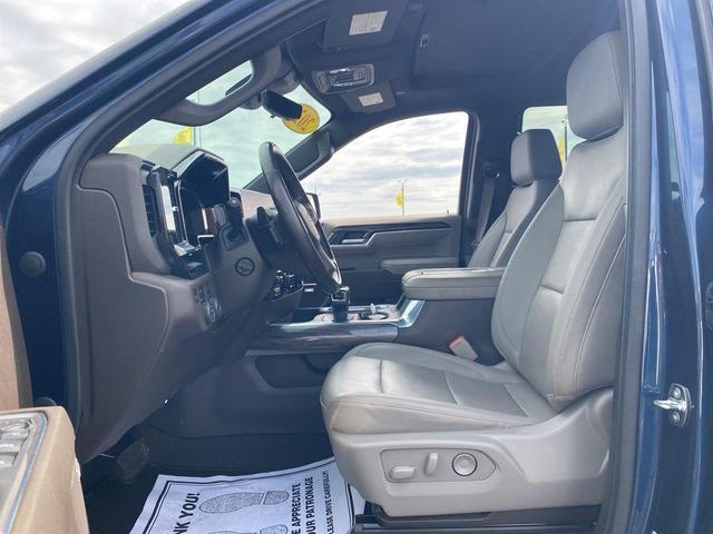 Photo of 2022 Northsky Blue Metallic Chevrolet Silverado 1500