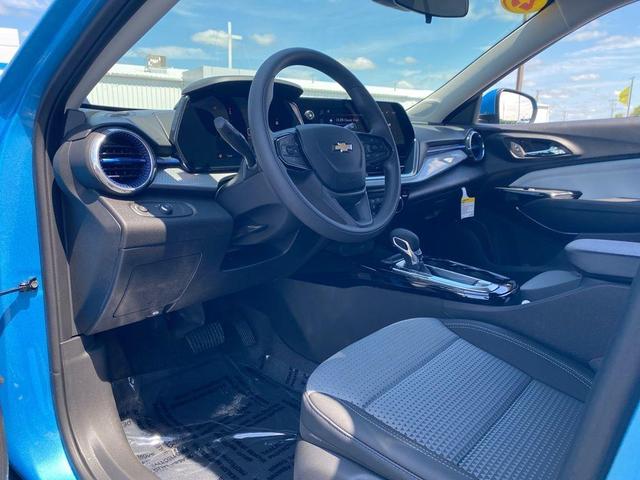Photo of 2025 Marina Blue Chevrolet Trax