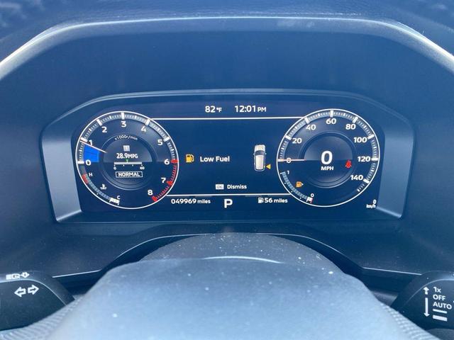 Photo of 2023 White Mitsubishi Outlander