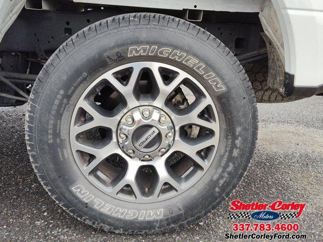 Photo of 2022 Star White Metallic Tri-Coat Ford F-250