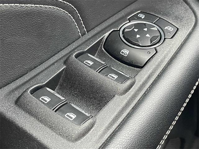 Photo of 2024 Silver Metallic Ford Edge