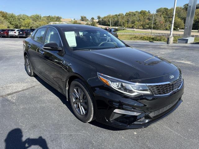 Photo of 2020 Ebony Black Kia Optima