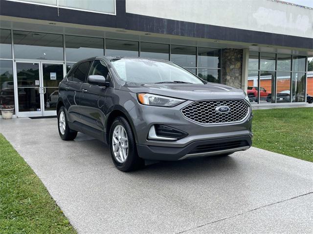 2023 Ford Edge