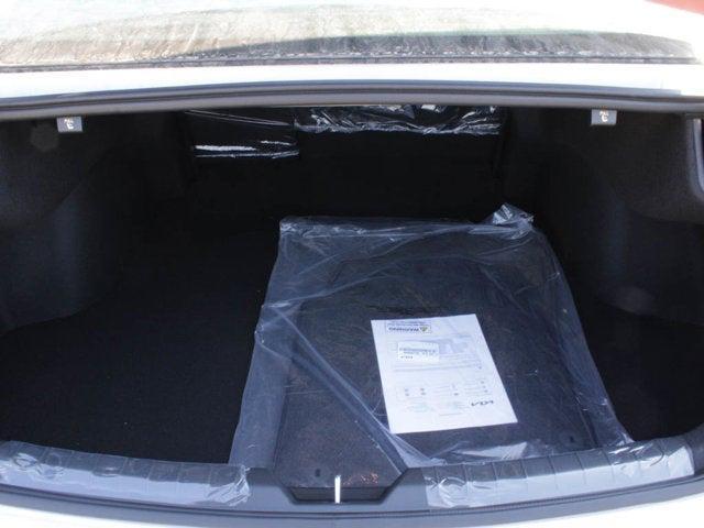 Photo of 2025 Snow White Pearl Kia K5