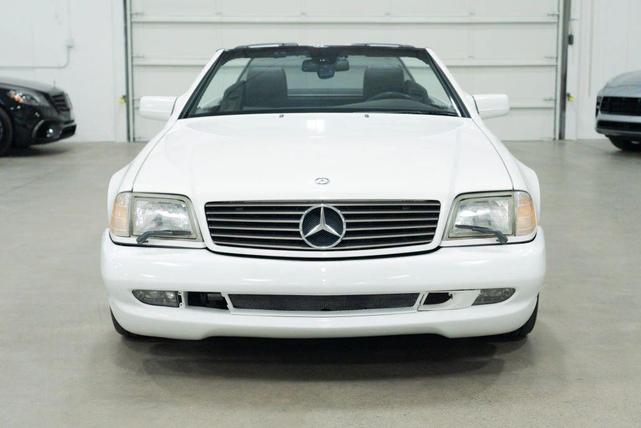 Photo of 1997 Polar White Mercedes-Benz SL-Class