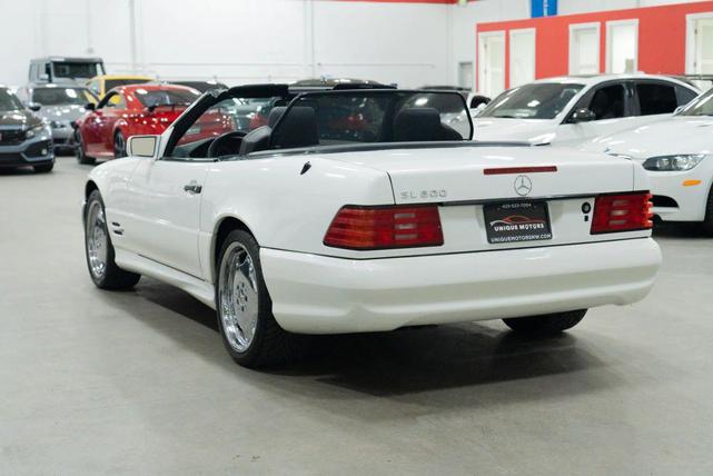 Photo of 1997 Polar White Mercedes-Benz SL-Class