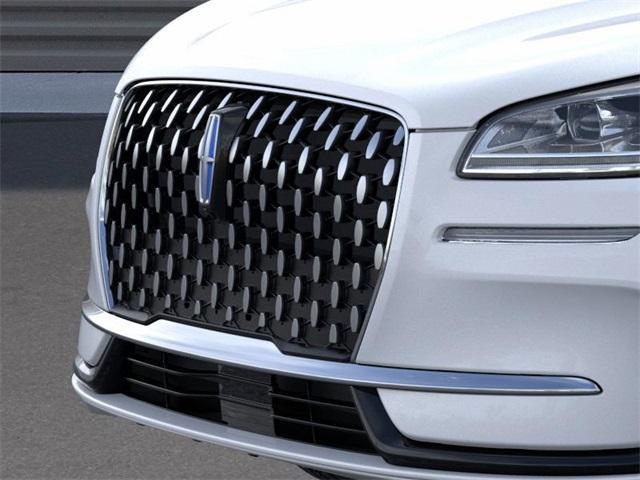 Photo of 2025 Crystal White Lincoln Corsair