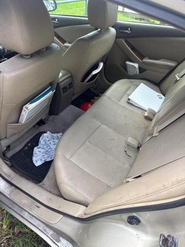 Photo of 2009 Sonoran Sand Metallic Nissan Altima
