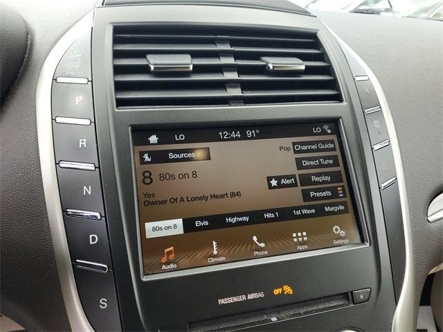 Photo of 2018 Ingot Silver Metallic Lincoln MKC