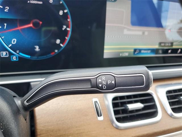 Photo of 2022 Polar White Mercedes-Benz GLE 350
