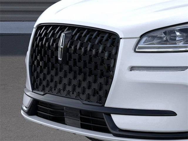 Photo of 2025 White Lincoln Corsair