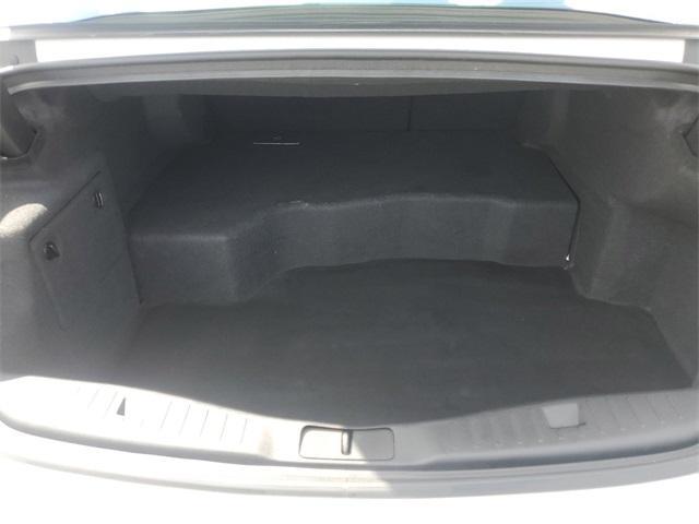 Photo of 2020 White Platinum Lincoln MKZ Hybrid
