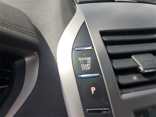 Photo of 2020 White Platinum Lincoln MKZ Hybrid