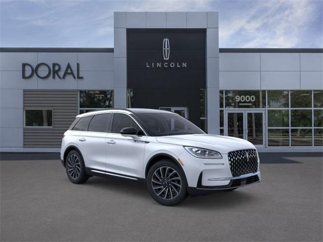 Photo of 2025 Crystal White Lincoln Corsair