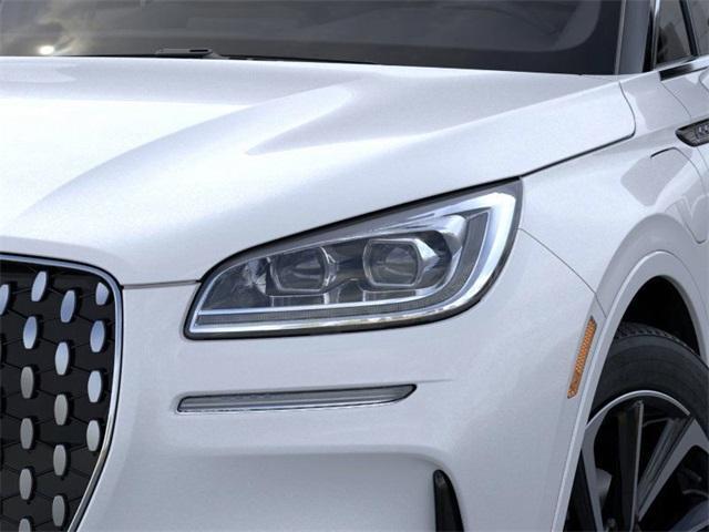 Photo of 2025 Crystal White Lincoln Corsair