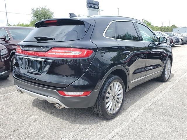 Photo of 2019 Black Lincoln MKC