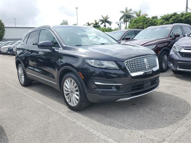 Photo of 2019 Black Lincoln MKC