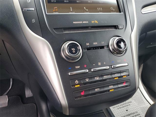 Photo of 2019 Black Lincoln MKC