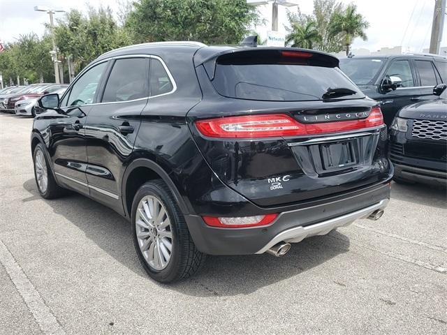 Photo of 2019 Black Lincoln MKC