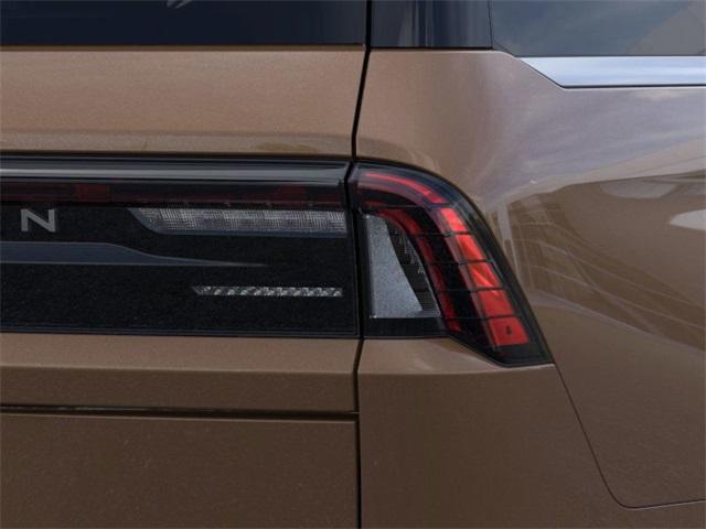 Photo of 2025 Copper Metallic Lincoln Navigator L