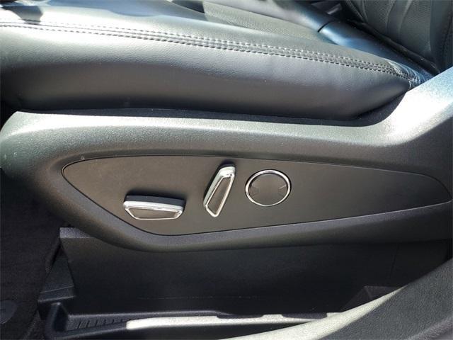 Photo of 2019 Infinite Black Metallic Lincoln Nautilus