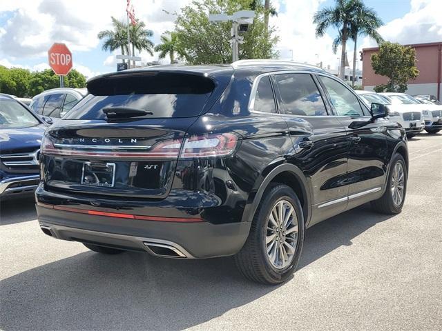 Photo of 2019 Infinite Black Metallic Lincoln Nautilus