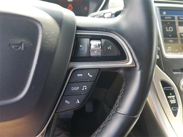 Photo of 2019 Infinite Black Metallic Lincoln Nautilus