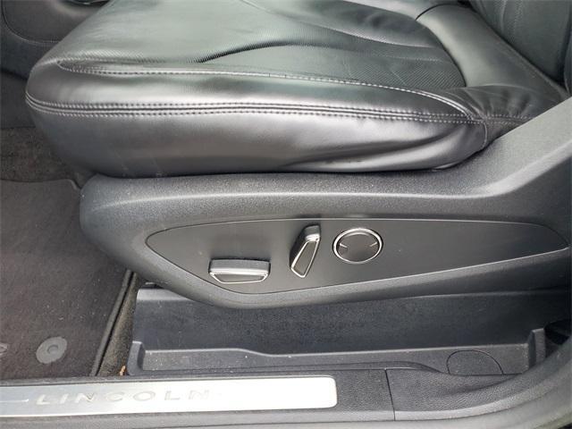 Photo of 2016 Black Velvet Lincoln MKC