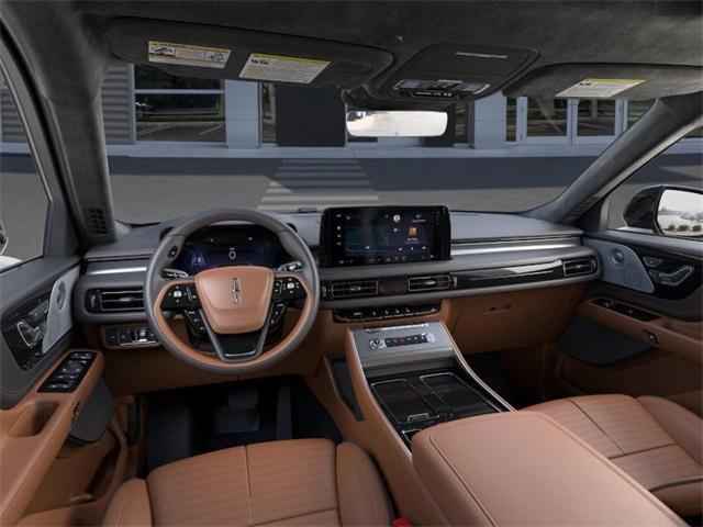 Photo of 2025 White Metallic Lincoln Aviator