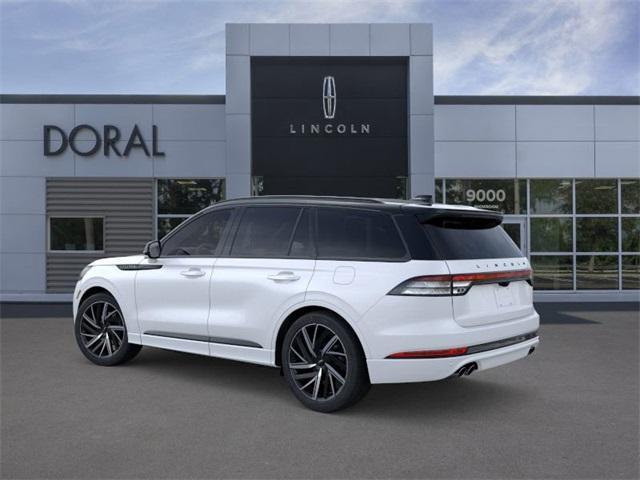 Photo of 2025 White Metallic Lincoln Aviator