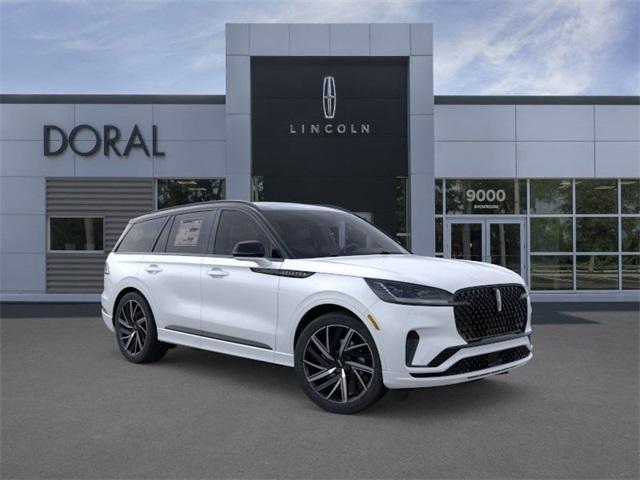 Photo of 2025 White Metallic Lincoln Aviator
