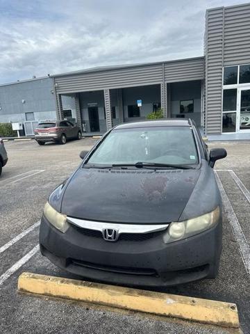 Photo of 2011 Urban Titanium Metallic Honda Civic
