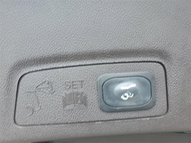 Photo of 2019 Magnetic Gray Lincoln MKC